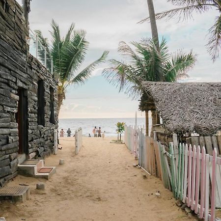 Lavinia Escapes Hotell Dehiwala-Mount Lavinia Eksteriør bilde