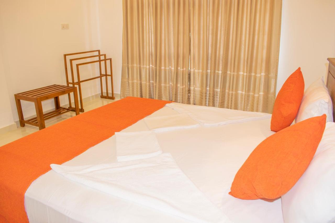 Lavinia Escapes Hotell Dehiwala-Mount Lavinia Eksteriør bilde
