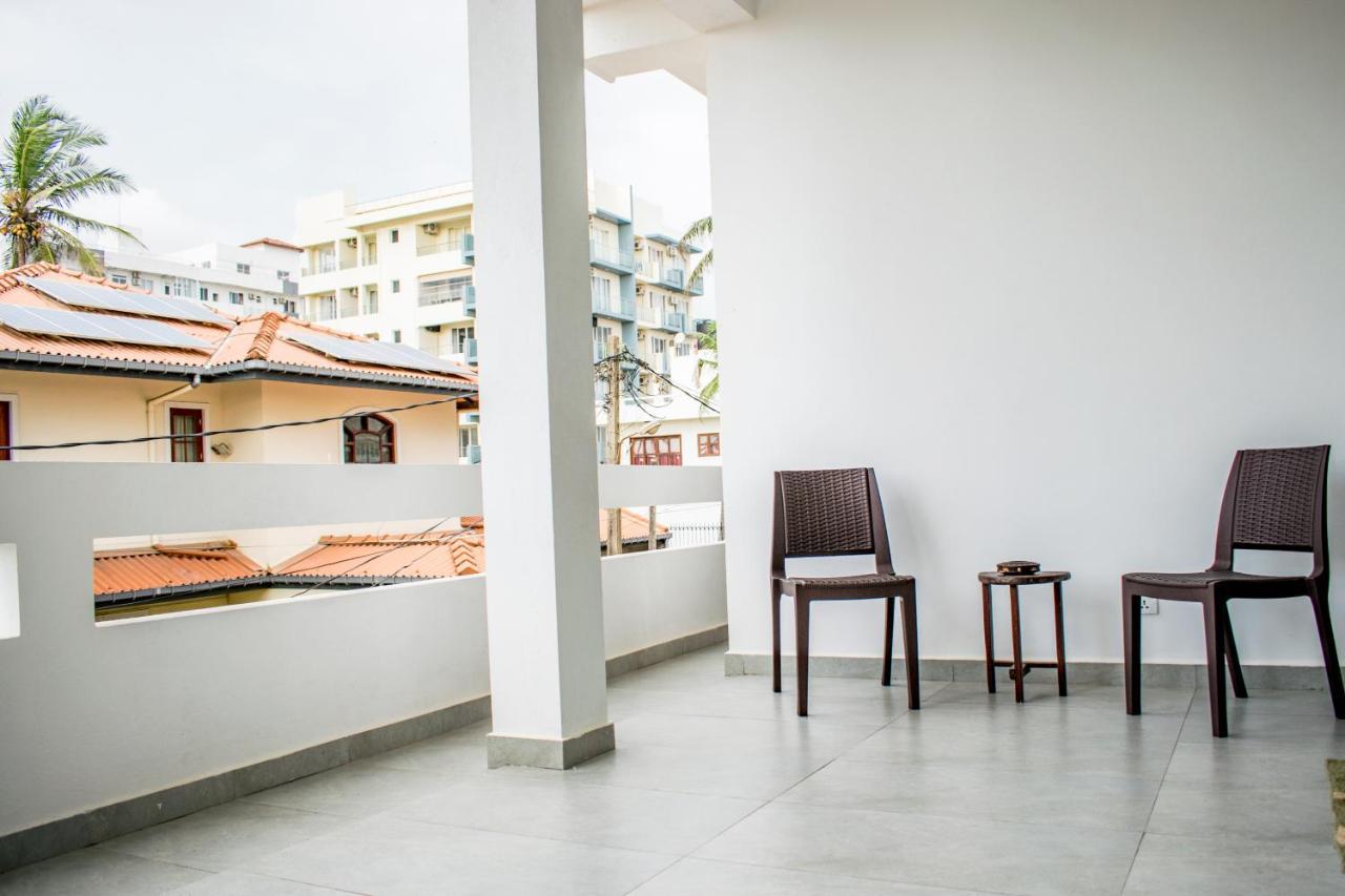 Lavinia Escapes Hotell Dehiwala-Mount Lavinia Eksteriør bilde