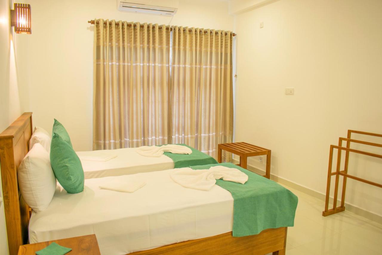 Lavinia Escapes Hotell Dehiwala-Mount Lavinia Eksteriør bilde
