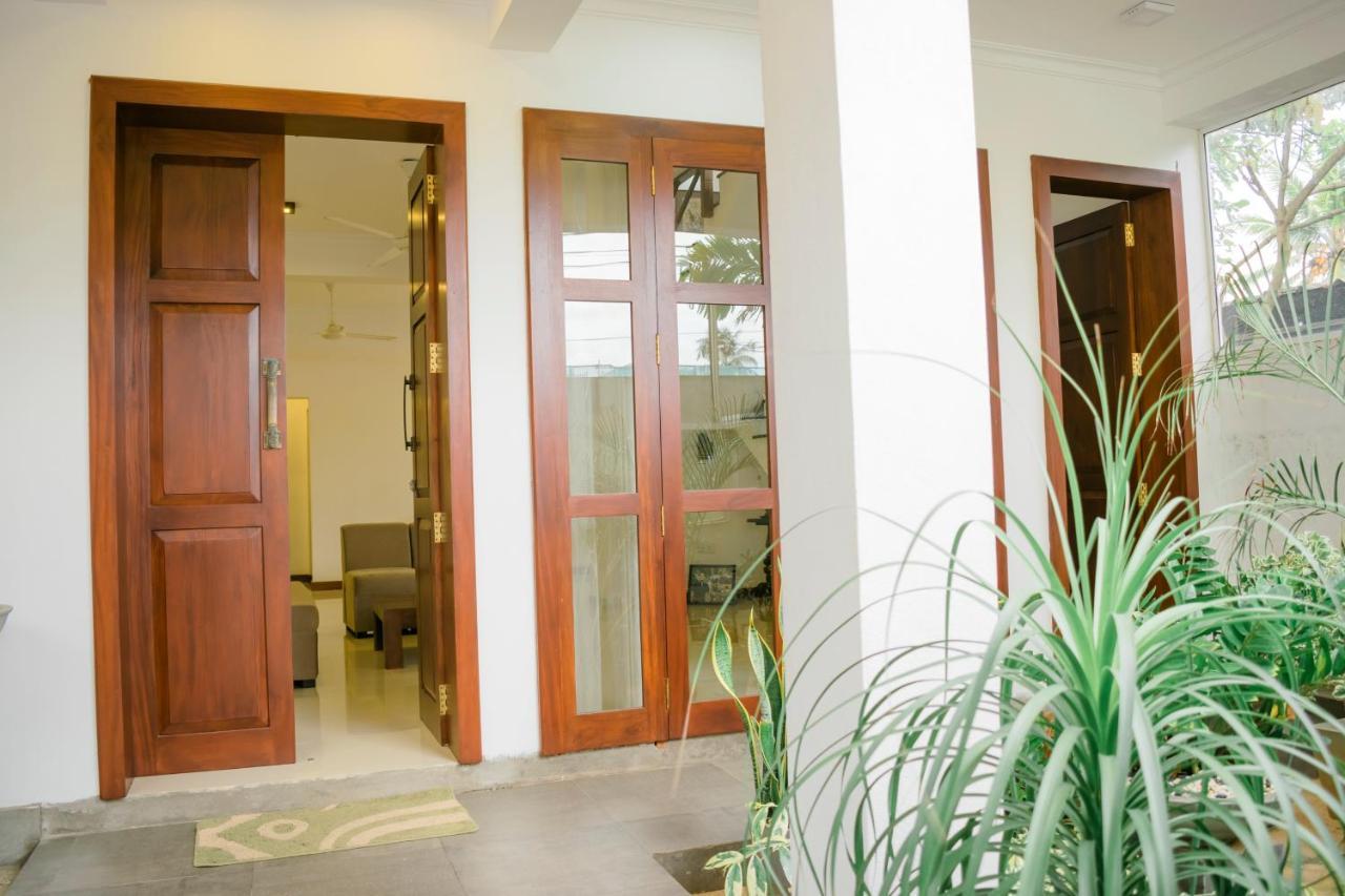 Lavinia Escapes Hotell Dehiwala-Mount Lavinia Eksteriør bilde