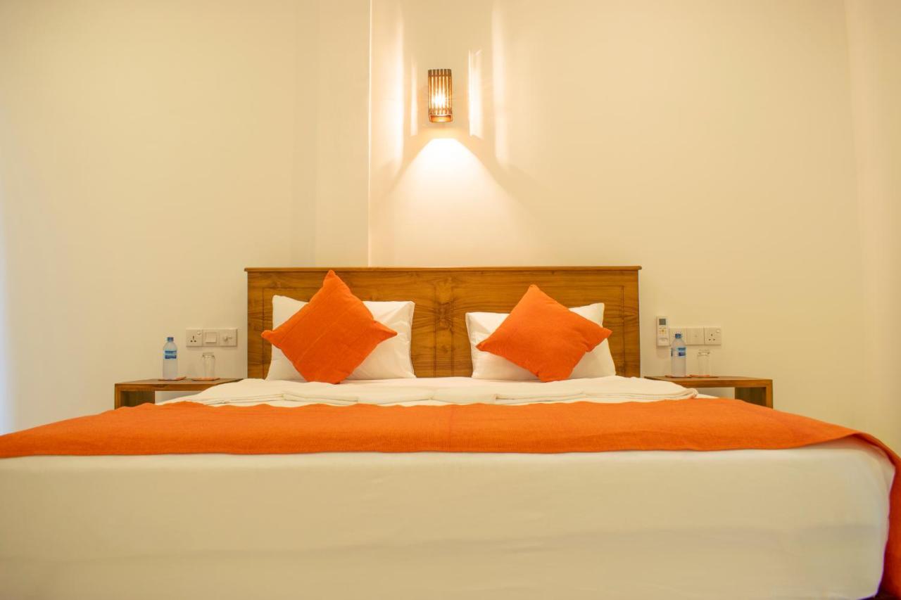 Lavinia Escapes Hotell Dehiwala-Mount Lavinia Eksteriør bilde